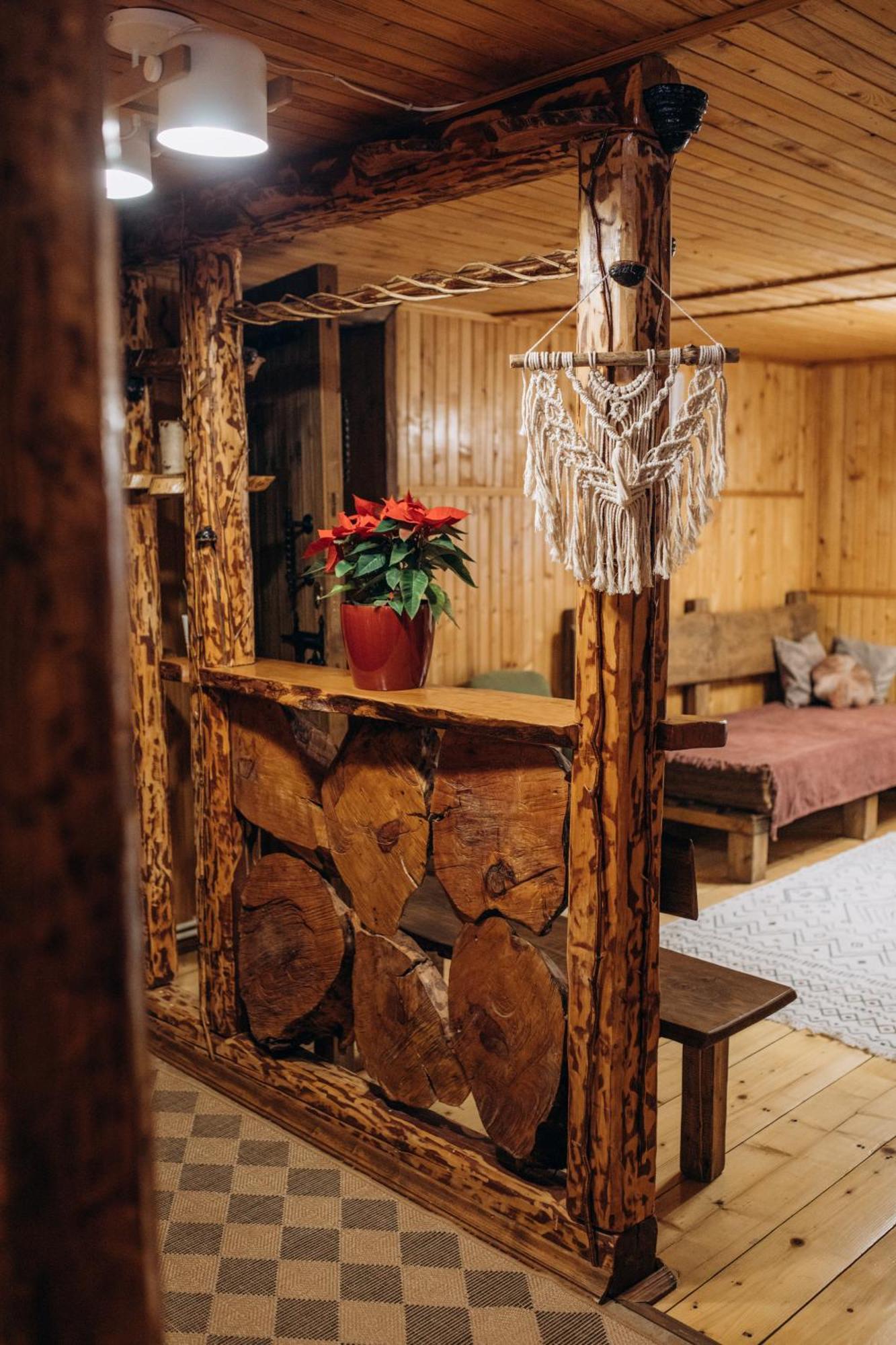 Dolyna Mykolaya Migovo Quarto foto
